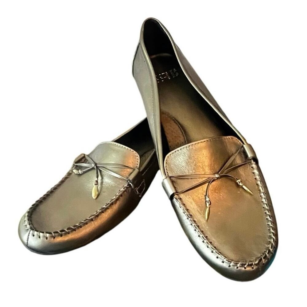 Mootsies Tootsies Bronze Leather Loafers 10W Wide Comfort Moccasin Flats